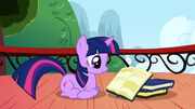 S01E04 Mała Twilight uczy się