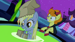 Derpy Hooves and Carrot Top S2E4