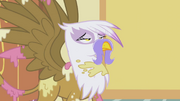 Gilda mustache S1e05