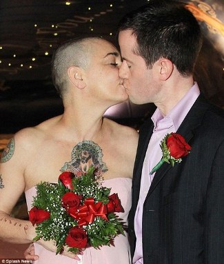 Gaycouple1