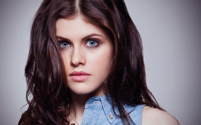 File:AlexandraDaddario1.jpg