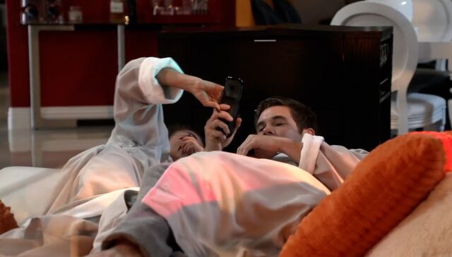 File:Couch bed.jpg