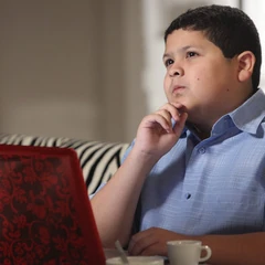 Mother Tucker Modern Family Wiki FANDOM powered by Wikia