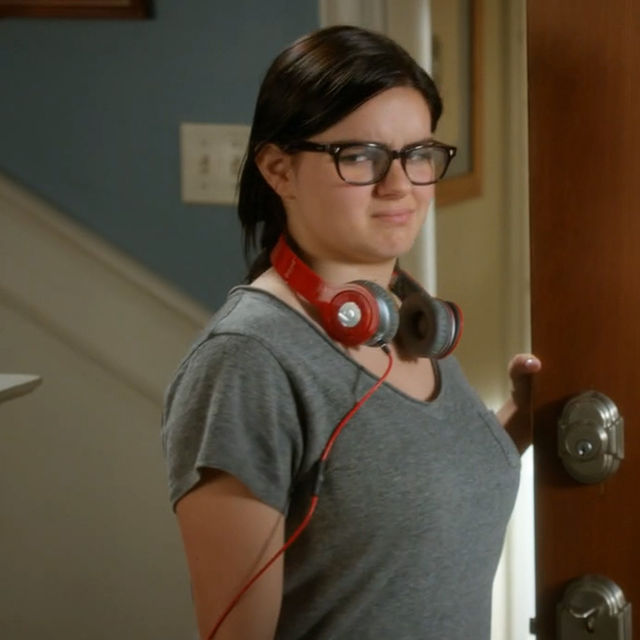 Image Alex5.jpg Modern Family Wiki FANDOM powered by Wikia
