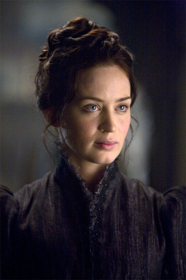 Headless Headmistress Bloodgood | Monster High Story Wiki | FANDOM