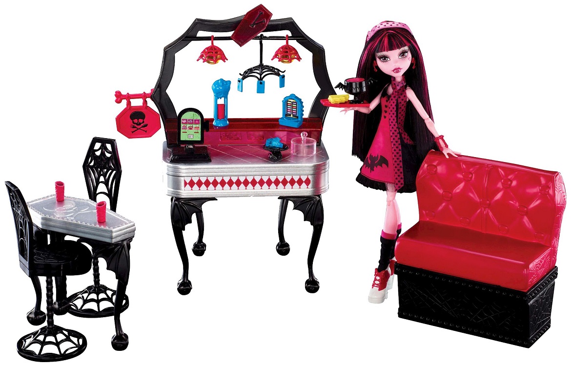 monster high dolls and accessories