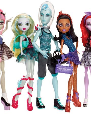 monster high classroom dolls