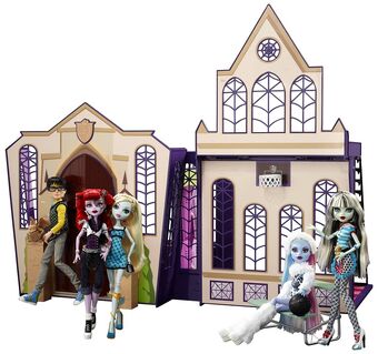 monster high high school dollhouse