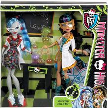 ghoulia yelps doll