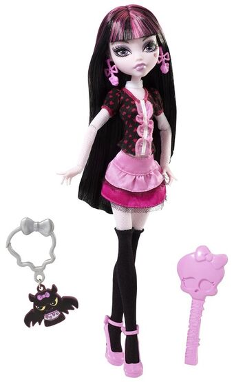 all draculaura dolls