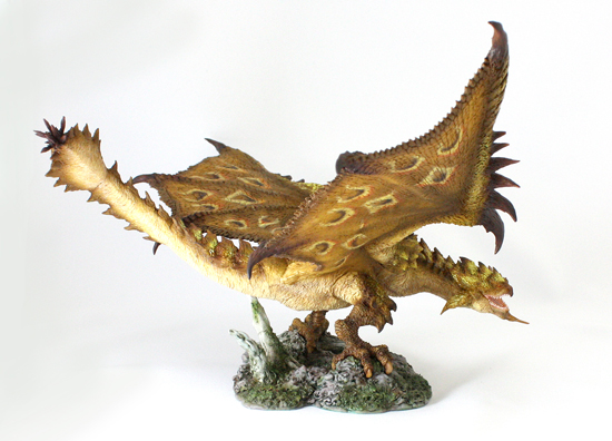 gold rathian statue