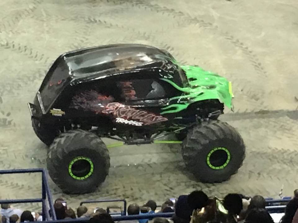 skully monster truck