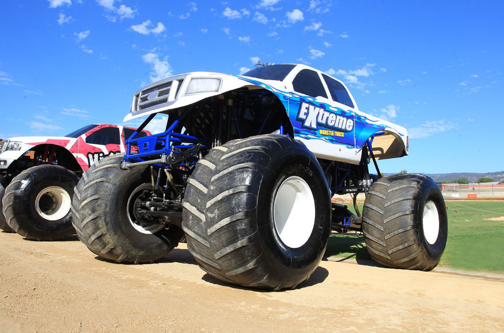 Extreme Monster Trucks  Wiki Fandom