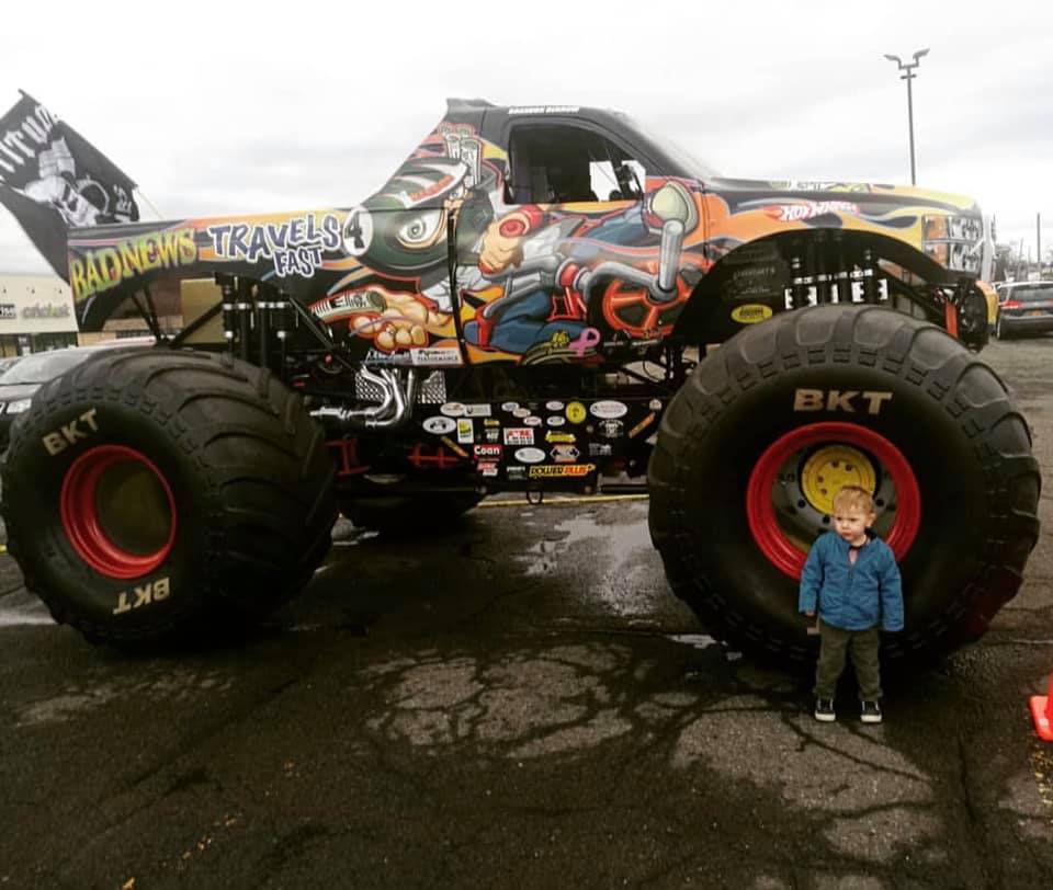 1 bad scoop monster truck