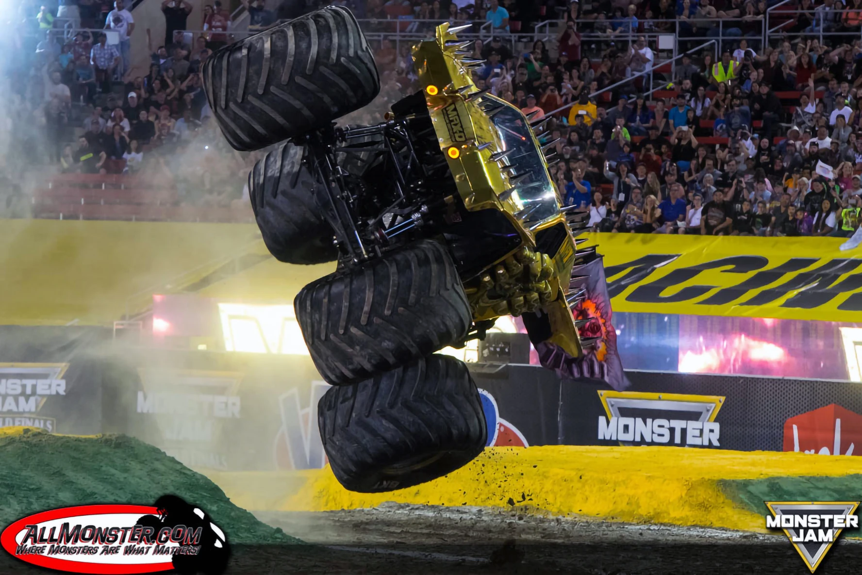 Image Monsterjamworldfinals17friday20.jpg Monster Trucks Wiki