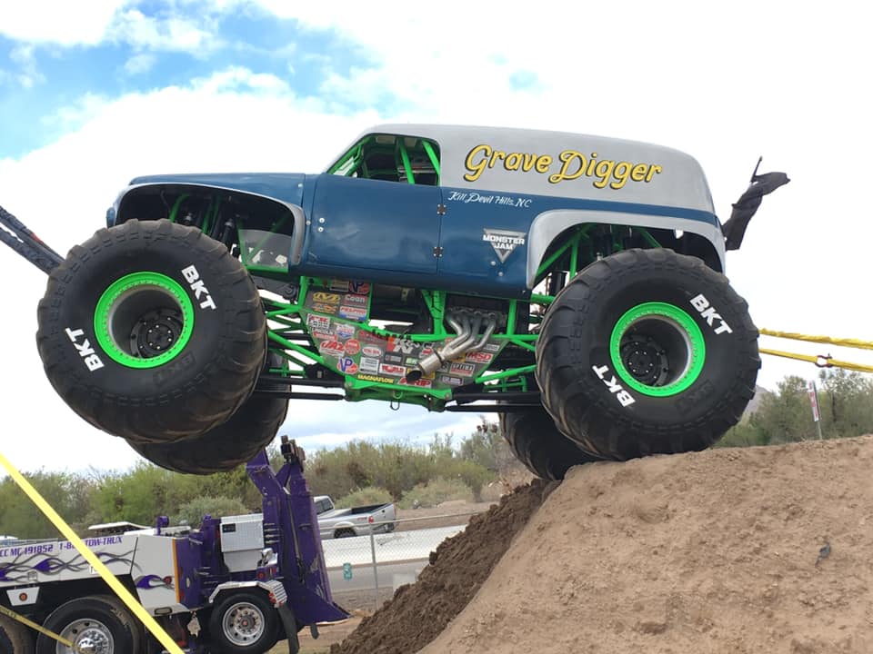 silver grave digger monster truck