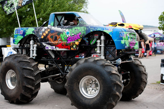 Monster Bear Monster Trucks Wiki Fandom Powered By Wikia