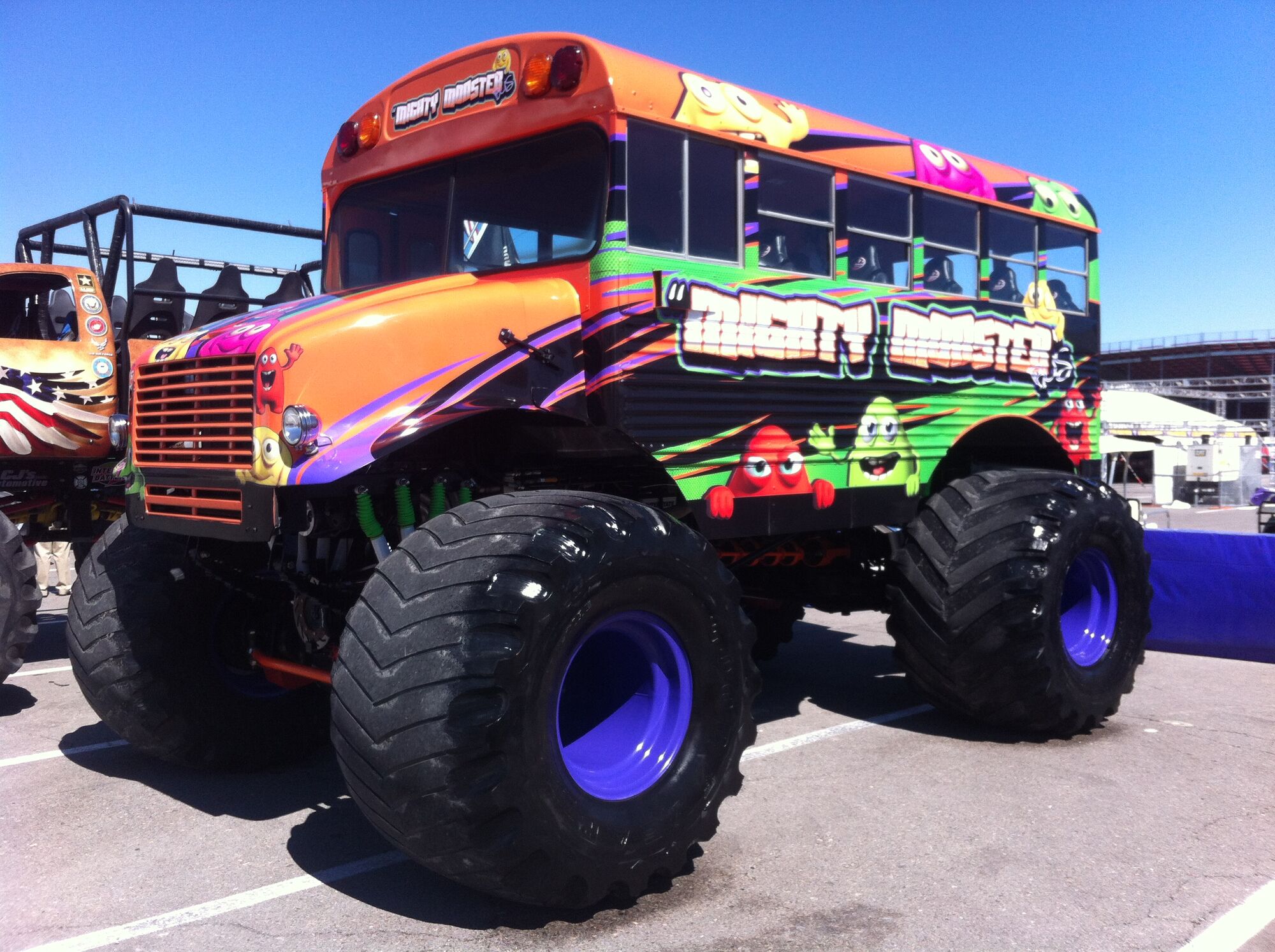 Image - Mighty-Monster-Bus left side.jpg | Monster Trucks Wiki | FANDOM