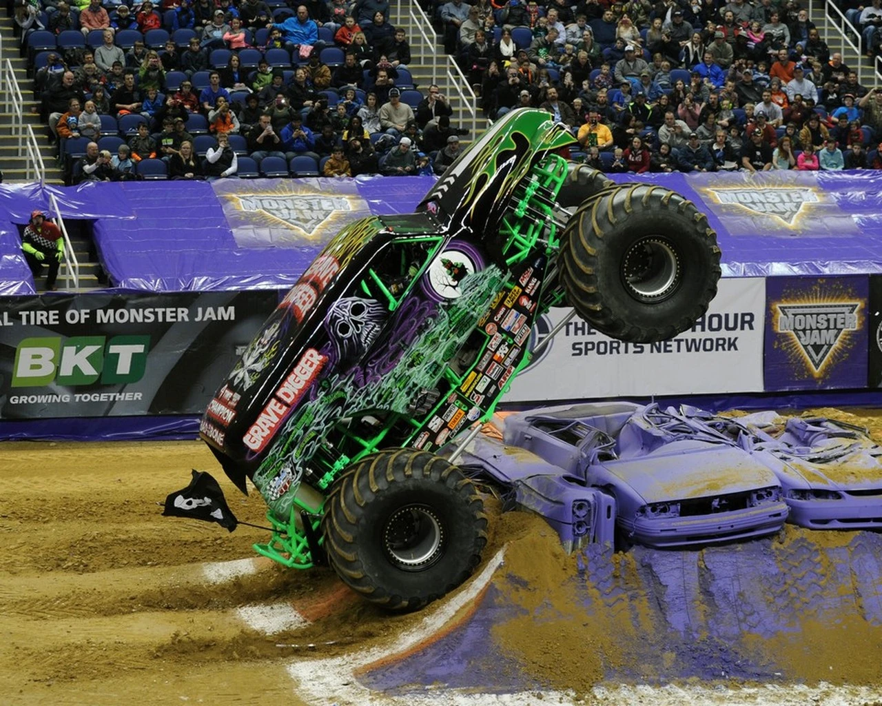 Grave Digger 29 Monster Trucks Wiki FANDOM powered by Wikia