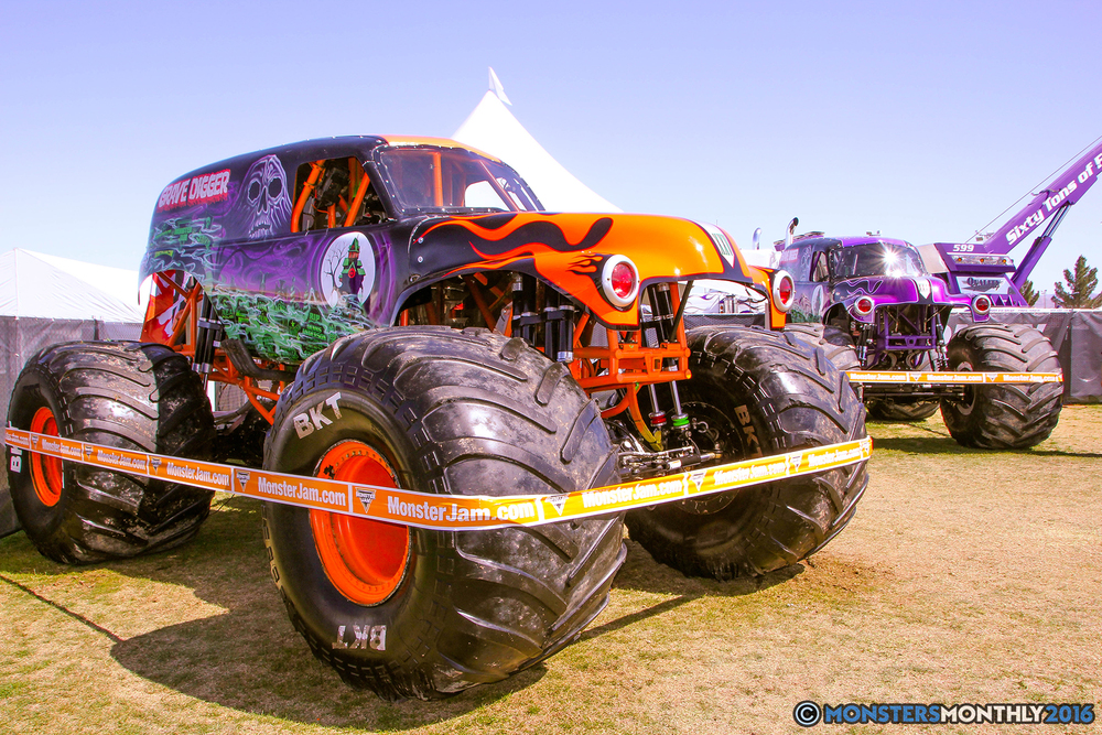 Image 04monsterjamtrucksworldfinals2016pitpartymonsters