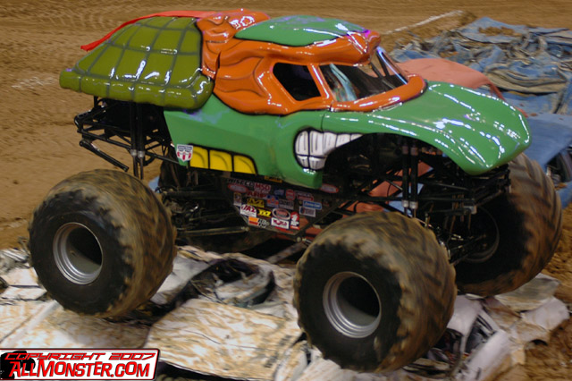 ninja turtle monster truck toy