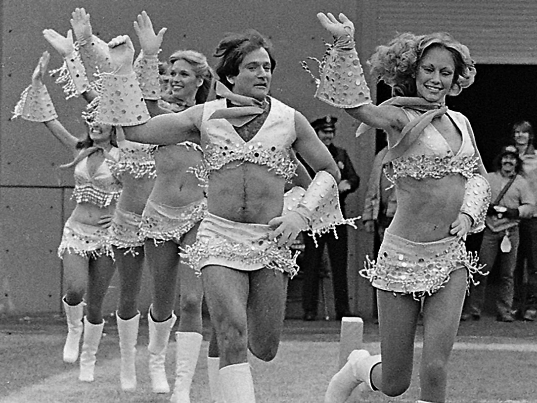Image Hold That Mork Robin Williams Denver Broncos Cheerleaders jpg 