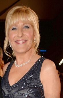 Jennifer Gibney as Cathy Briwn