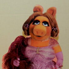 miss piggy doll 1980