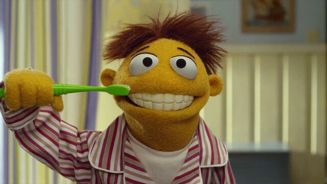 File:Walter teeth.jpg