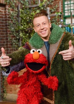 Macklemore elmo