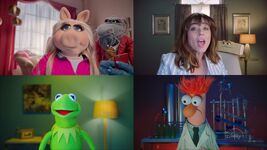 MuppetsNow-Trailer-01-LindaCardellini