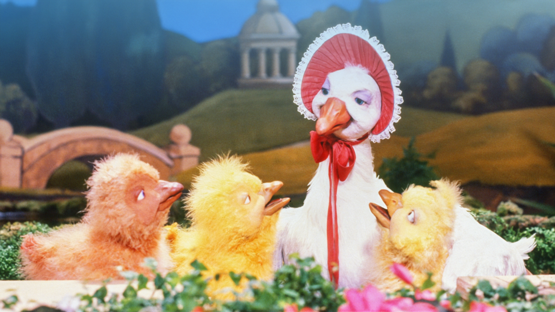 Mother Goose Disamuation Muppet Wiki Fandom Ed By Wikia Mother Goose