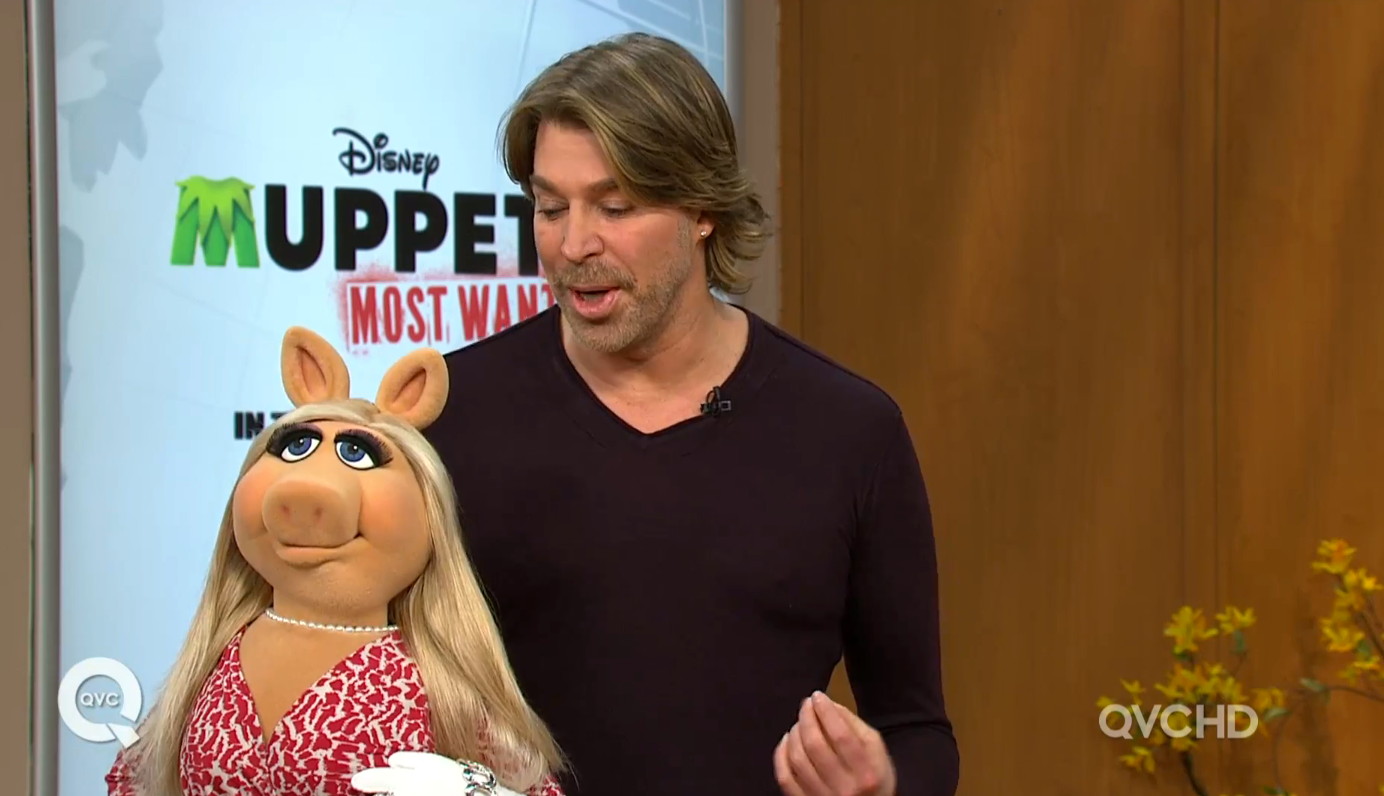 Image Qvc Chaz Dean Piggy 1 Jpg Muppet Wiki Fandom Ed By Qvc Chaz Dean Piggy 1 Jpg