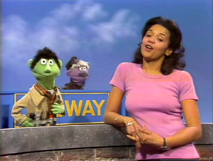 voice of young maria from sesame street