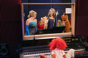 GoodLuckCharlie-Studio