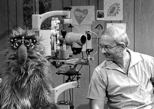 Dr Melvin Schrier