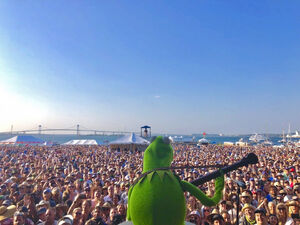 Kermit-NFFCrowd-072819
