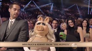 CMA-MissPiggy&Kermit-Superimposed-(2015-11-04)
