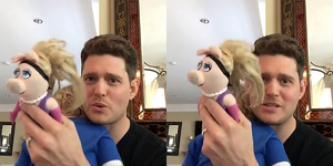 MichaelBubleFacebookLive-NoahsPiggy-(2015)