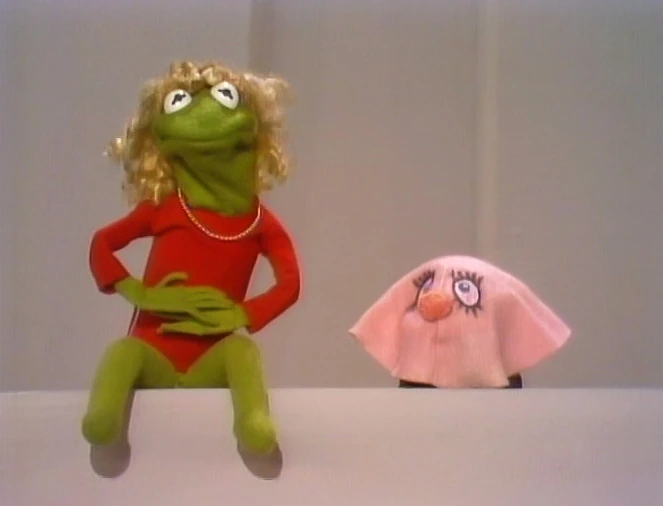 Crossdressing characters Muppet Wiki FANDOM powered by Wikia