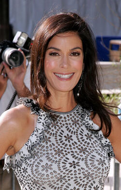Teri Hatcher