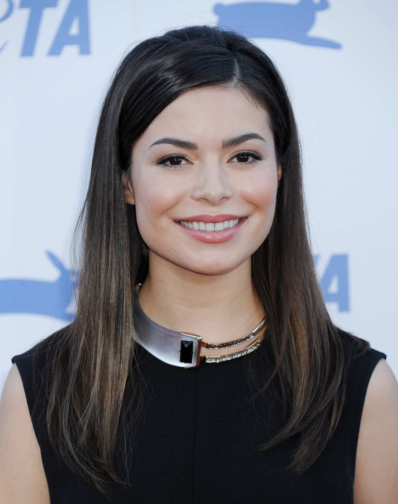 Miranda Cosgrove | Music Hub | FANDOM powered by Wikia