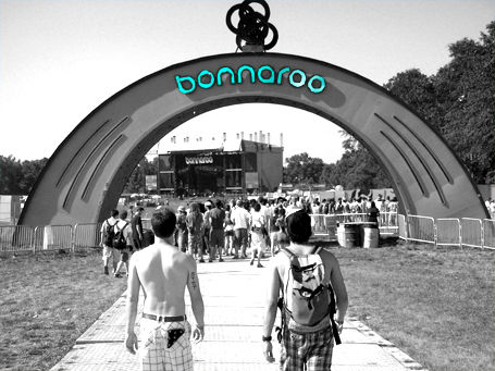 1290026787-bonnaroo