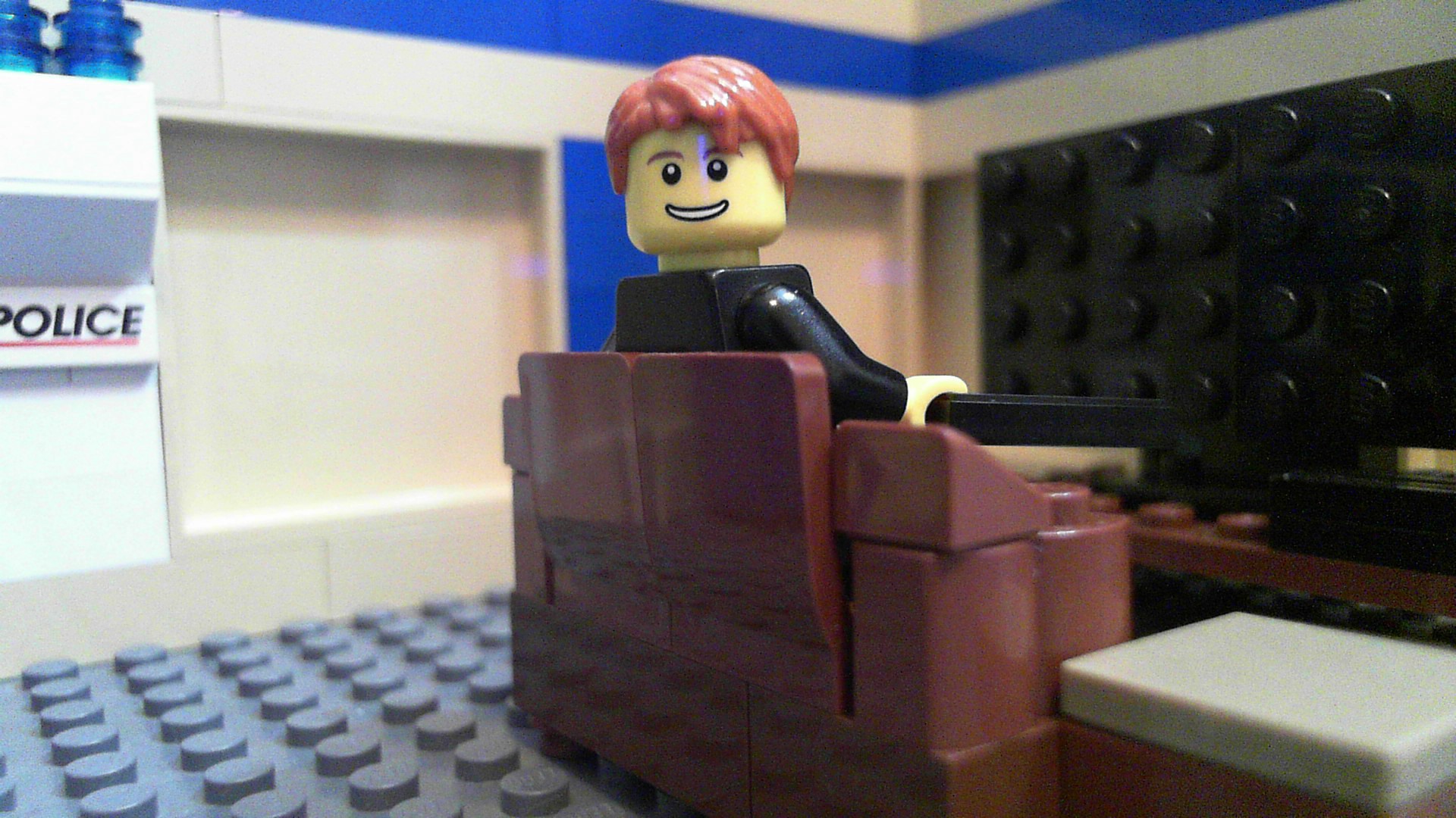 lego frank honey minifigure