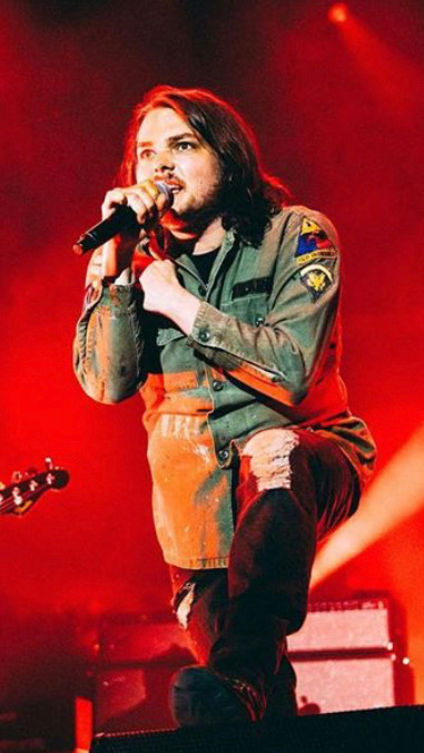 Gerard Way My Chemical Romance Wiki Fandom