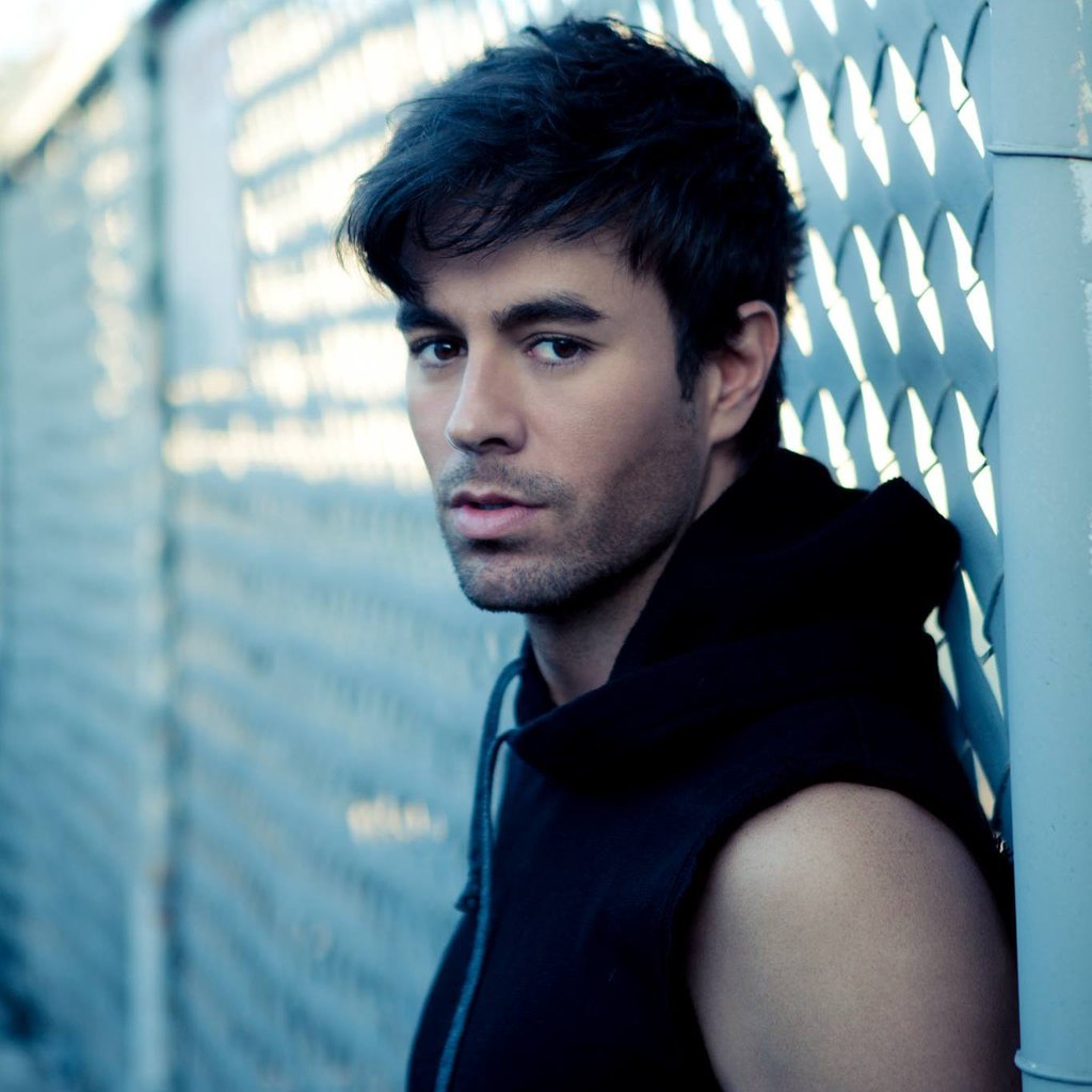 enrique iglesias mysterious song