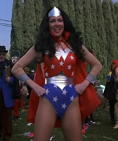 File:Powerwoman 1-1-.jpg