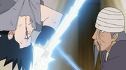 Mifune choca espadas con Sasuke