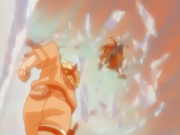 Haku é acertado por Naruto