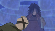 Madara analisa as habilidades de Tsunade